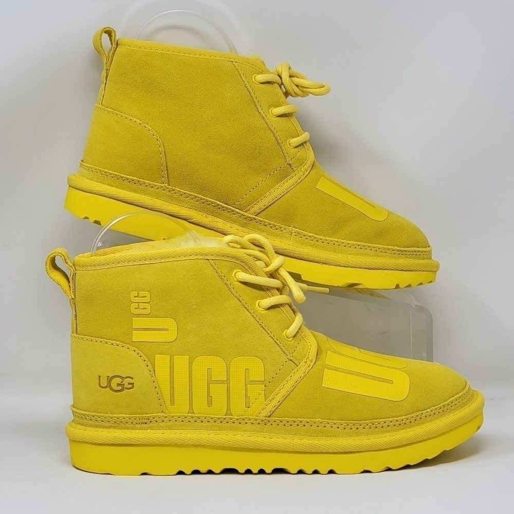 UGG NEUMEL II Scatter 1134960K Youth Size 4 Graphic Chukka Boots Yellow New